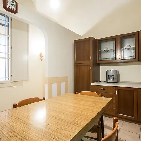 Borgonuovo, Appartamento Bologna
